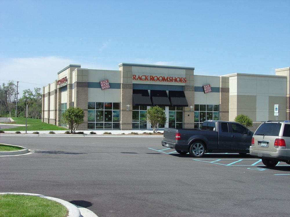 Richmond Centre: Barnes Mill Road & I-75, Richmond, KY 40475